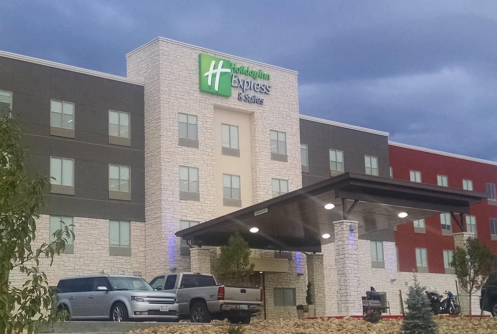 Holiday Inn Express & Suites exterior, Sunnyvale, CA